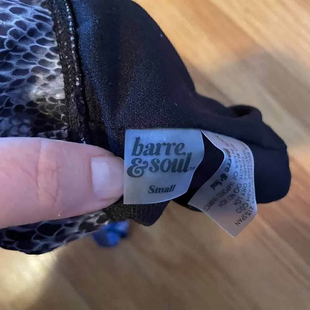 BARRE & SOUL | purple snakeskin pattern sports bra/barre pilates top S